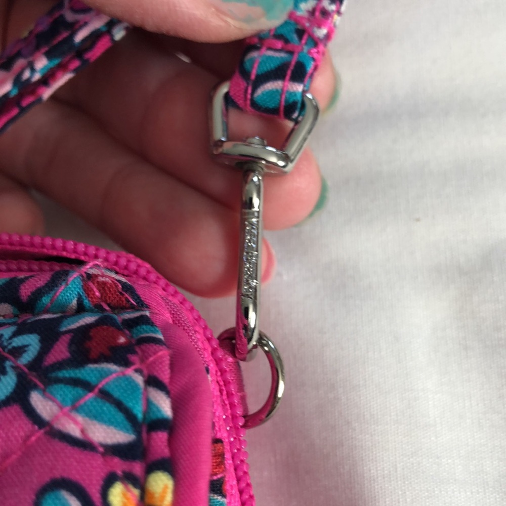 Vera Bradley clutch - Picture 2 of 9